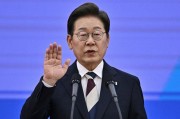 荆门重回青瓦台 复苏经济 弥合社会裂痕 韩国新总统有哪些执政计划？