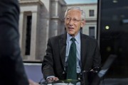 荆门宏观经济学教授兼实践者Stanley Fisher逝世 曾培养全球多位经济决策者